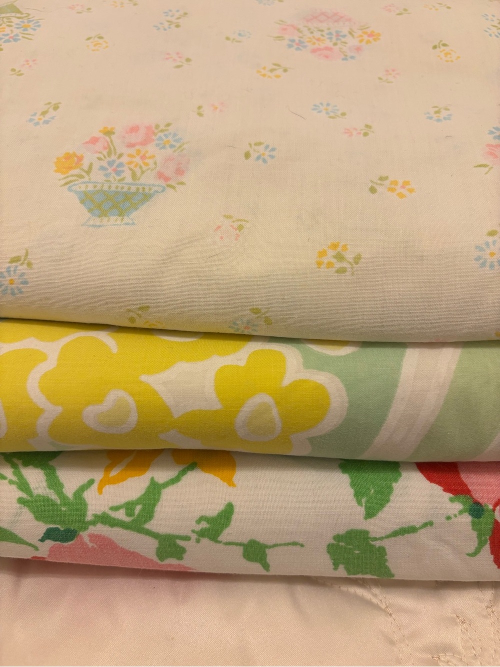 Vintage Floral Sheet Stack in Cream, Yellow, Green, Blue